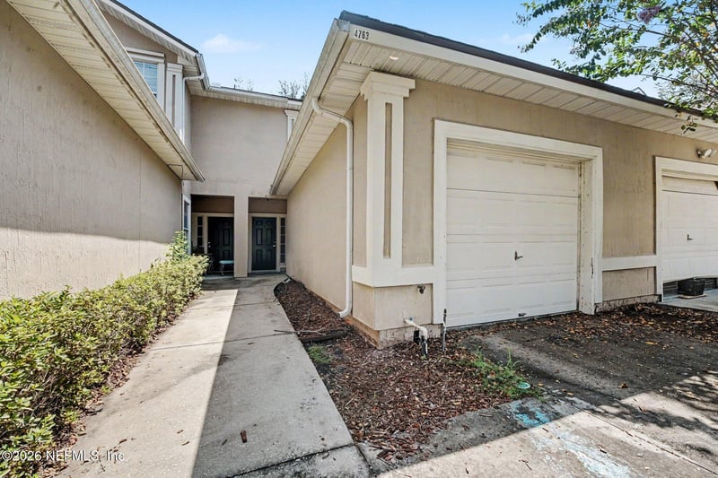 4763 Playpen Dr, Jacksonville, FL 32210