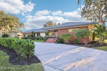 4768 Queen Ln, Jacksonville, FL 32210