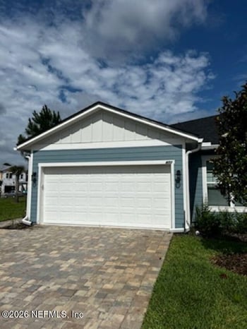 477 Cherry Elm Dr, St Augustine, FL 32092