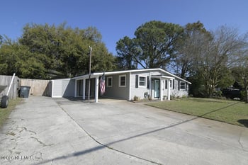 477 Sailfish Dr E, Atlantic Beach, FL 32233