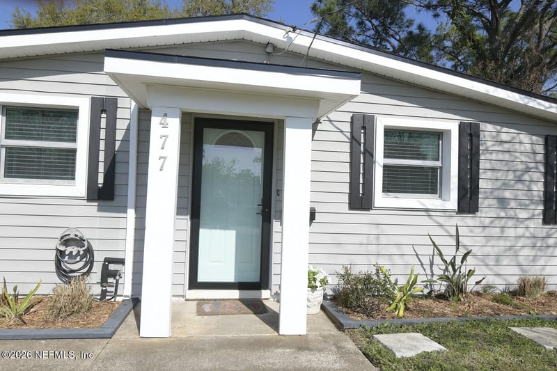 477 Sailfish Dr E, Atlantic Beach, FL 32233