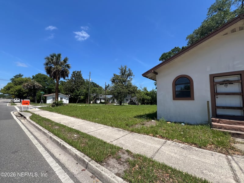 481 Golfair Blvd, Jacksonville, FL 32206