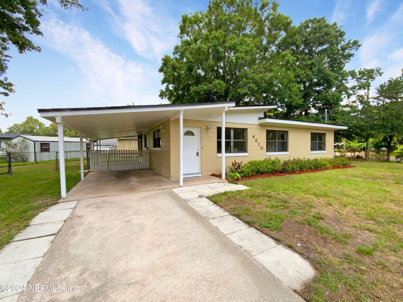 4810 Daughtry Blvd E, Jacksonville, FL 32210