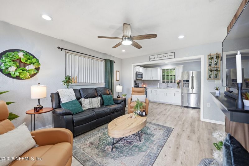 4819 Daughtry Blvd E, Jacksonville, FL 32210