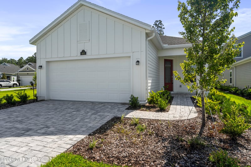 483 Murphys Dr, St Johns, FL 32259