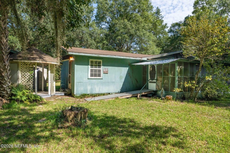 48565 Crawford Ln, Hilliard, FL 32046