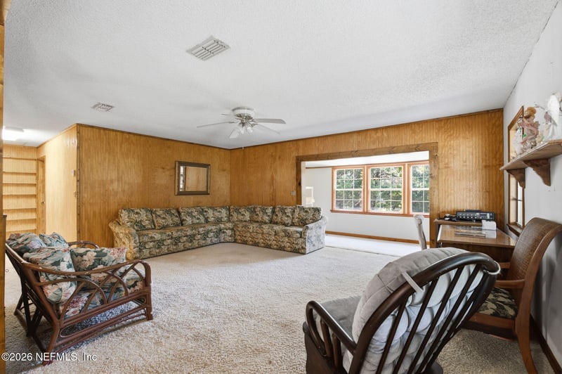48565 Crawford Ln, Hilliard, FL 32046