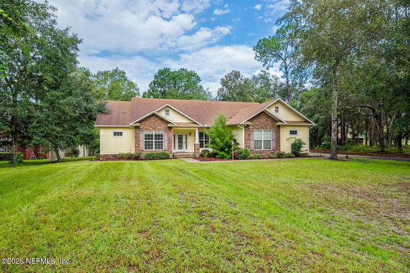 486 Lakeshore Dr, Starke, FL 32091