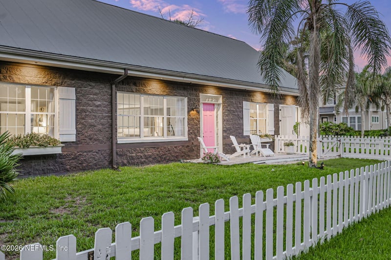 487 33rd Ave S, Jacksonville Beach, FL 32250