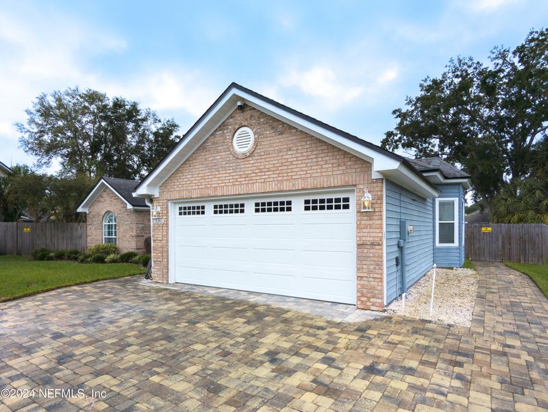 4879 Susanna Woods Ct, Jacksonville, FL 32257