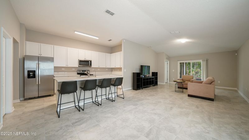 4888 Big Pine Dr, Jacksonville, FL 32218