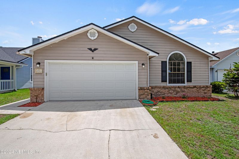 49 Debarry Ave, Orange Park, FL 32073