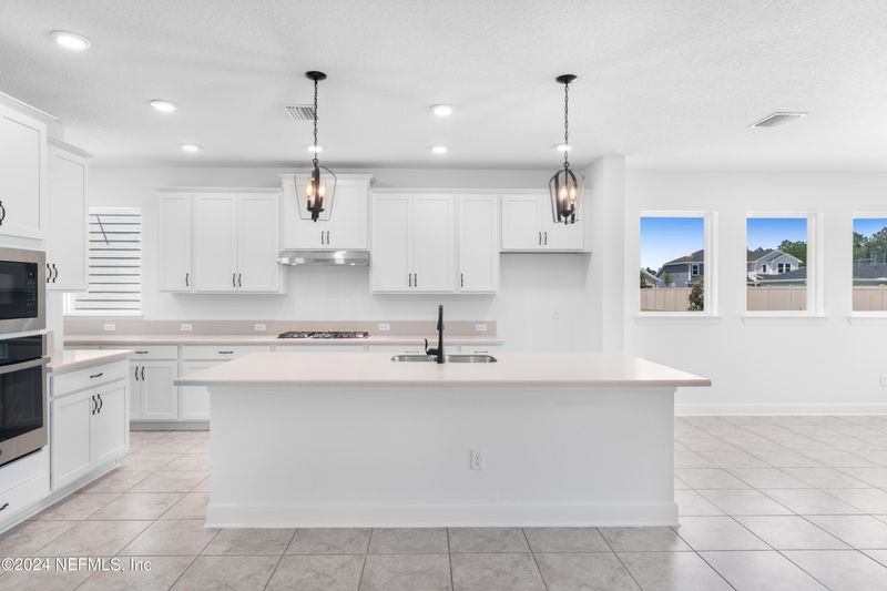 49 Victory Ct, St Augustine, FL 32092