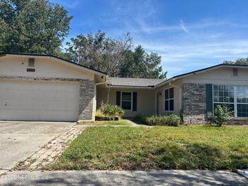 4901 Lofty Pines Cir E, Jacksonville, FL 32210