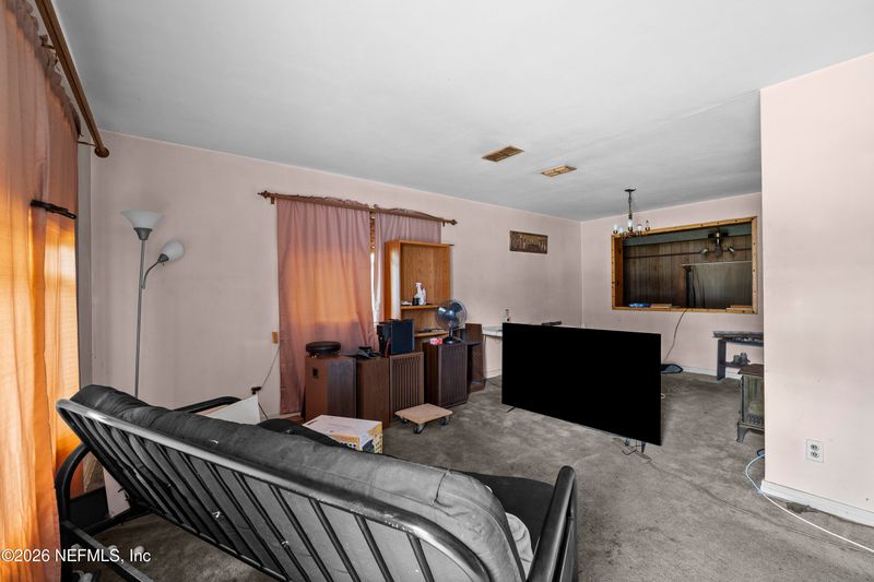 4904 Homecrest Cir, Jacksonville, FL 32244