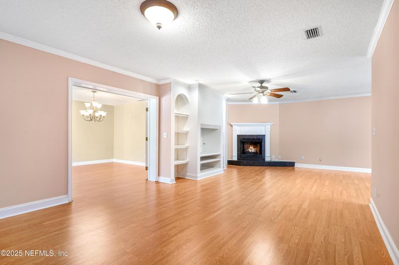 4986 Harvey Grant Rd, Fleming Island, FL 32003