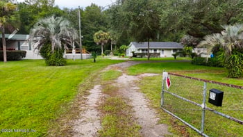 500 Meadowbrook Farms Rd, Green Cove Springs, FL 32043