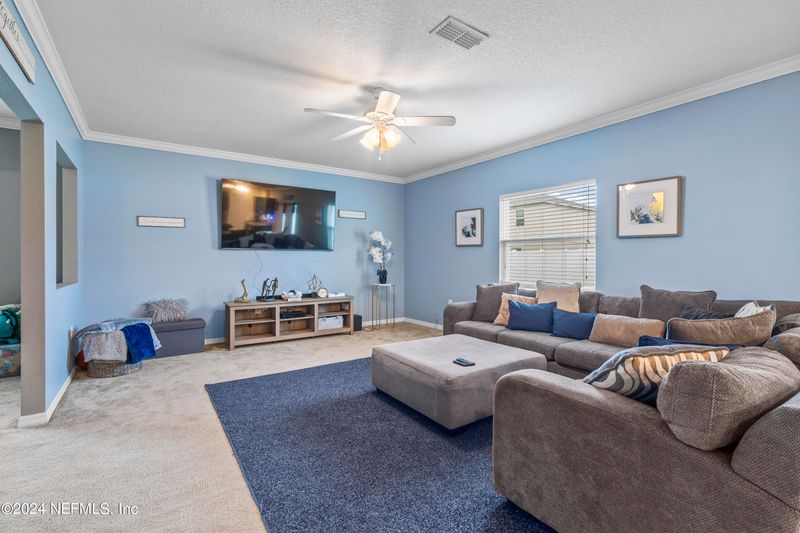 5007 Magnolia Valley Dr, Jacksonville, FL 32210