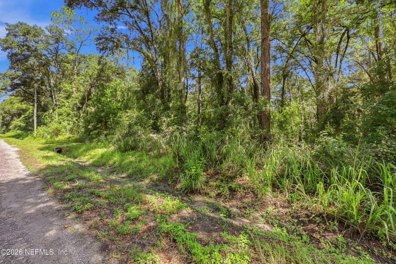5020 Earl St, Hastings, FL 32145