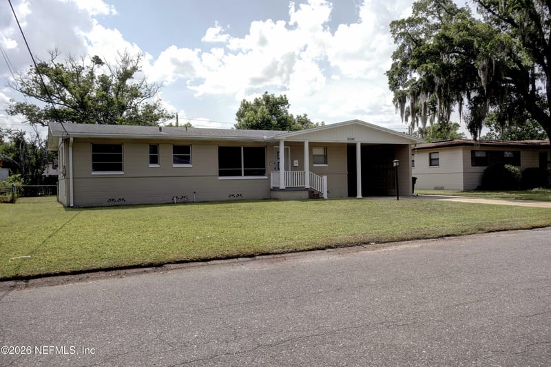 5020 Garette Dr E, Jacksonville, FL 32210