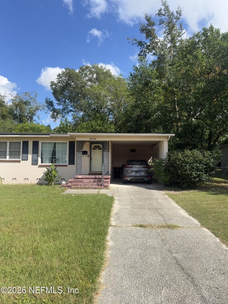 5030 Homecrest Cir, Jacksonville, FL 32244