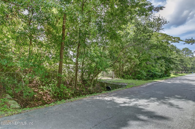 5034 Younis Rd, Jacksonville, FL 32218