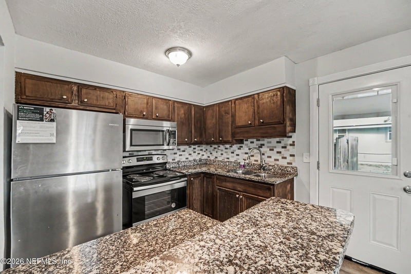 505 N Vermont Ave, Green Cove Springs, FL 32043
