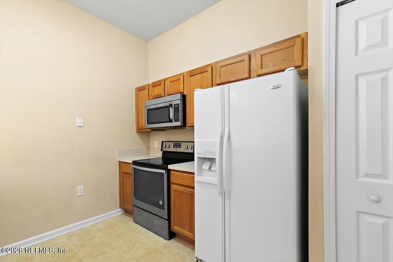 5050 Playpen Dr #5, Jacksonville, FL 32210