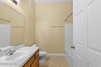 5050 Playpen Dr #5, Jacksonville, FL 32210