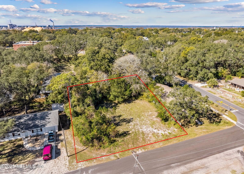 507 S 12th St, Fernandina Beach, FL 32034