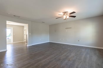 507 Worcester Ct, Jacksonville, FL 32218