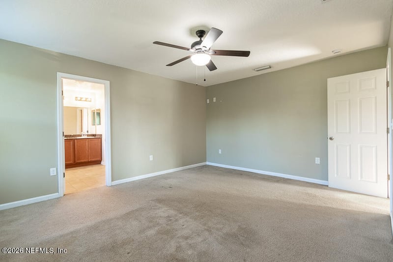 507 Worcester Ct, Jacksonville, FL 32218