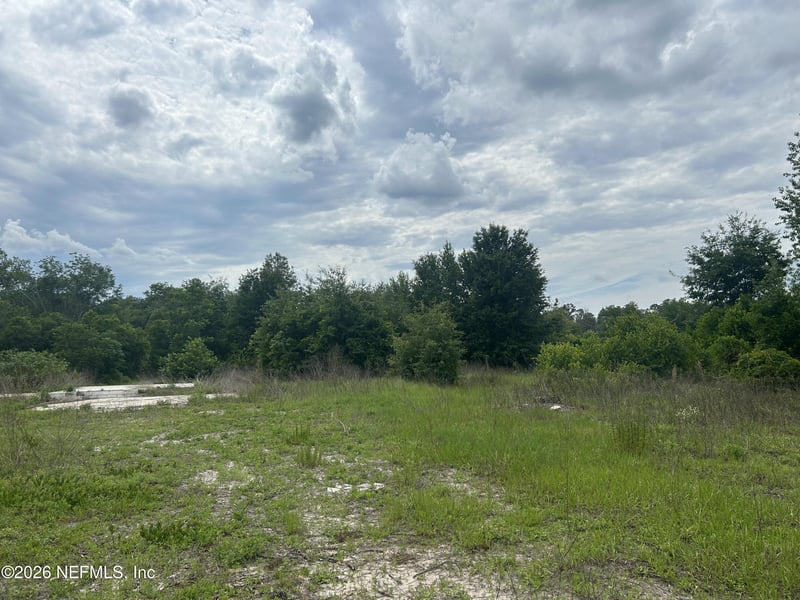 5078 Discovery Dr, Middleburg, FL 32068