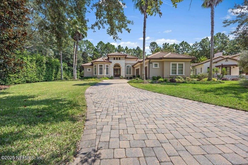 5092 Commissioners Dr, Jacksonville, FL 32224