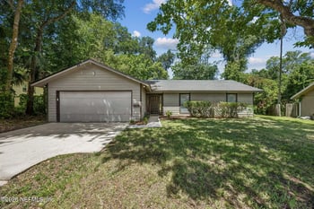 5102 Damascus Rd S, Jacksonville, FL 32207