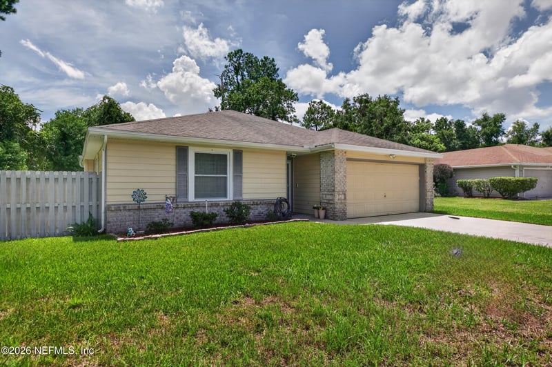 5112 Big Forest Ln, Jacksonville, FL 32210