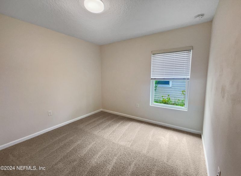 512 Worcester Ct, Jacksonville, FL 32218