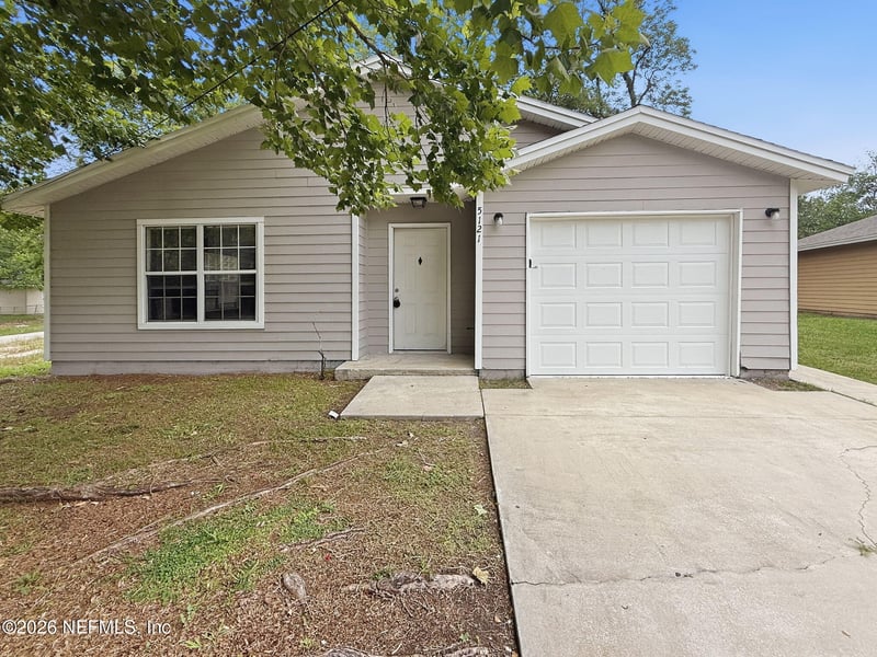 5121 Chenango Blvd, Jacksonville, FL 32254