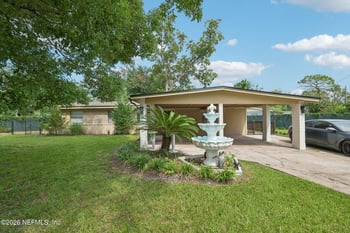 5121 Dunstan Rd, Jacksonville, FL 32208