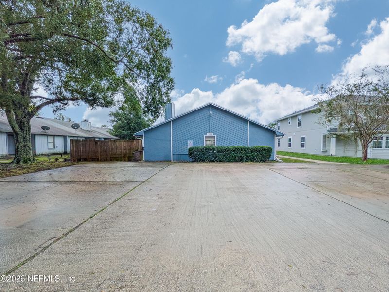 5134 Ricker Rd, Jacksonville, FL 32210
