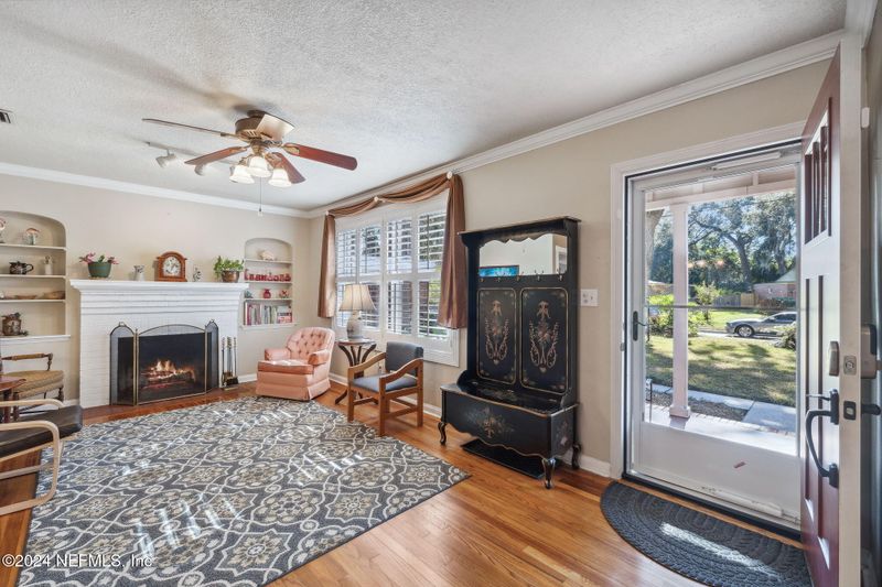5141 Emory Cir, Jacksonville, FL 32207