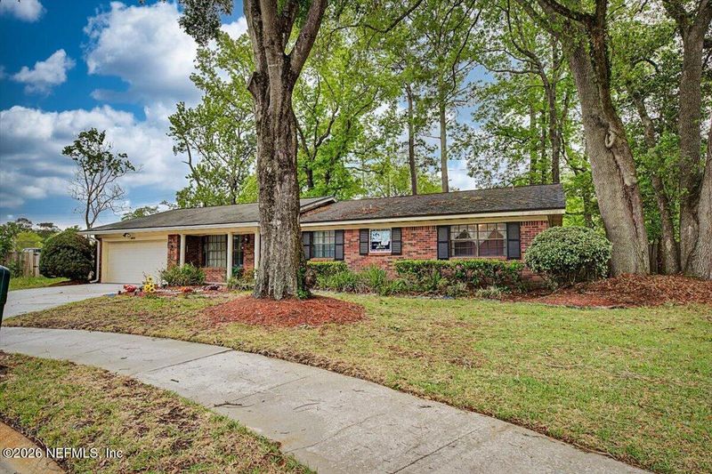 5148 Brompton Ct, Jacksonville, FL 32217