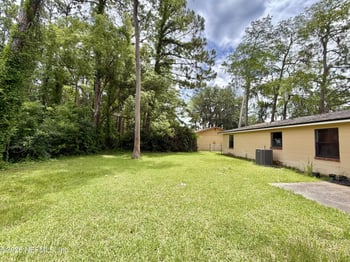 5155 Broken Arrow Dr N, Jacksonville, FL 32244