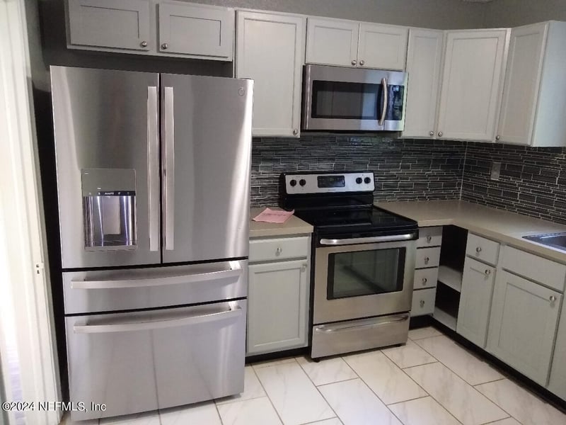 516 E 58th St, Jacksonville, FL 32208