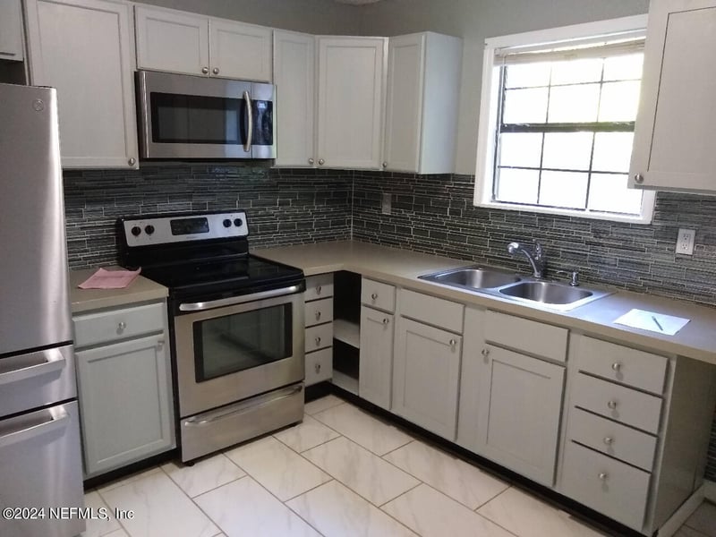 516 E 58th St, Jacksonville, FL 32208
