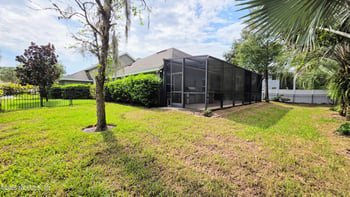 516 W Dandridge Ln, St Johns, FL 32259
