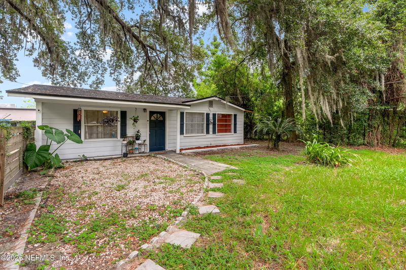 5163 Delphin Ln, Jacksonville, FL 32244