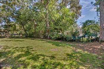 5168 Admiral Dr, Jacksonville, FL 32244