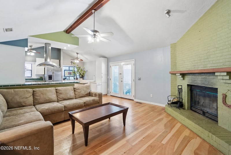 518 Rosebud Ln, Neptune Beach, FL 32266