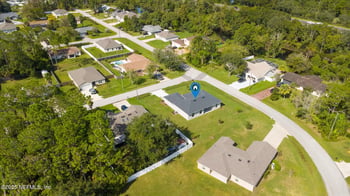 52 Pershing Ln, Palm Coast, FL 32164